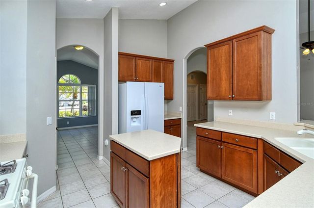 6344 ROOKERY CIRCLE, Bradenton, FL 34203