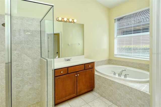 6344 ROOKERY CIRCLE, Bradenton, FL 34203