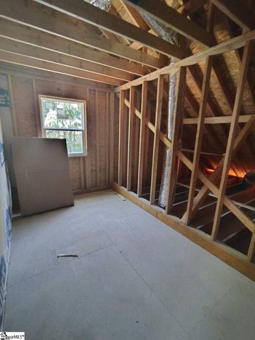 405 Landstone Terrace, Boiling Springs, SC 29316