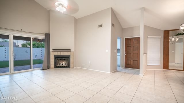 1206 W ESTRELLA Drive, Chandler, AZ 85224