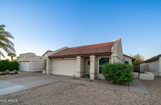1206 W ESTRELLA Drive, Chandler, AZ 85224