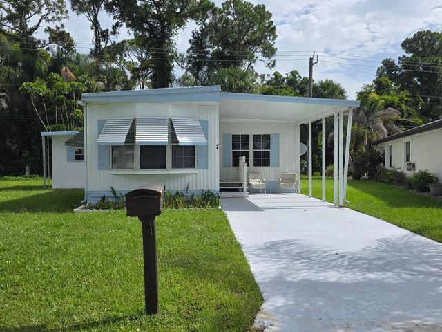 7 Quintana Roo Lane, Port St. Lucie, Port St Lucie, FL 34952
