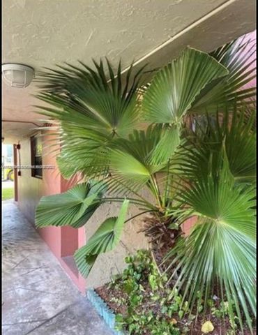 8775 Park Blvd 101, Miami, FL 33172