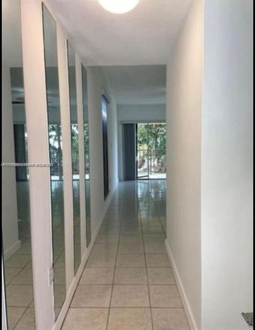 8775 Park Blvd 101, Miami, FL 33172