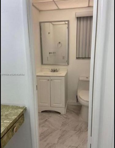 8775 Park Blvd 101, Miami, FL 33172