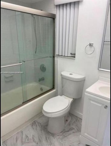 8775 Park Blvd 101, Miami, FL 33172