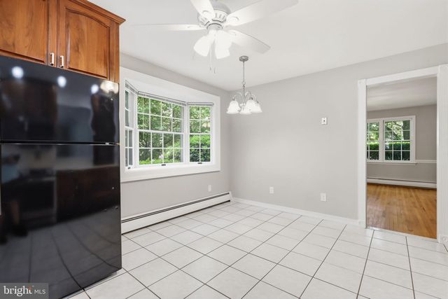 121 BUCK HILL DR, Holland, PA 18966