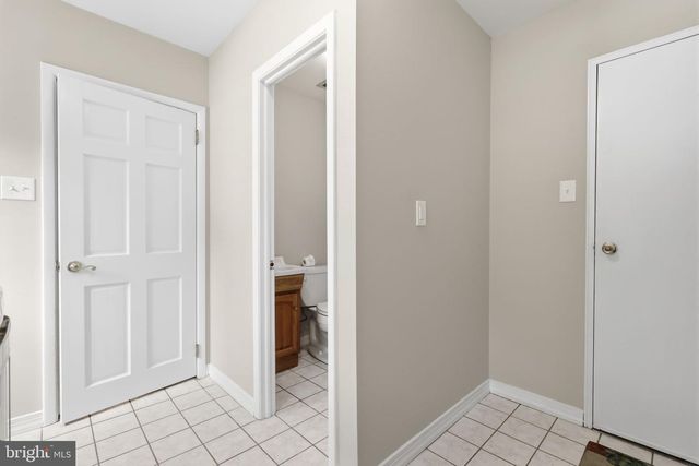 121 BUCK HILL DR, Holland, PA 18966