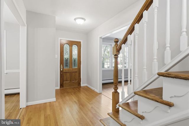 121 BUCK HILL DR, Holland, PA 18966