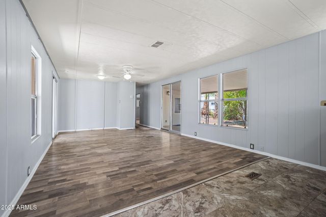 120 N VAL VISTA Drive 202, Mesa, AZ 85213