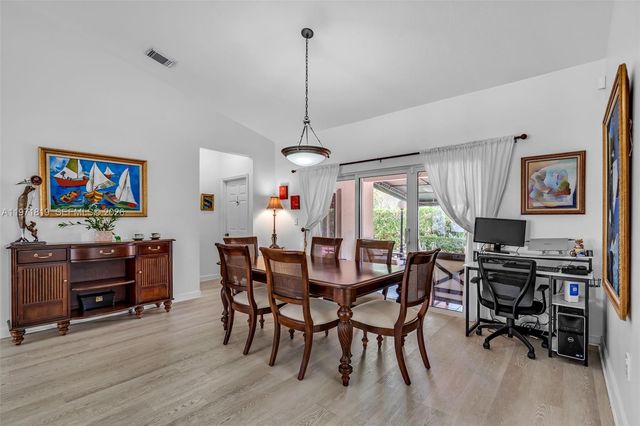 14023 SW 132nd Ave, Miami, FL 33186