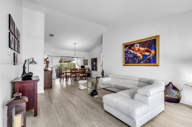 14023 SW 132nd Ave, Miami, FL 33186