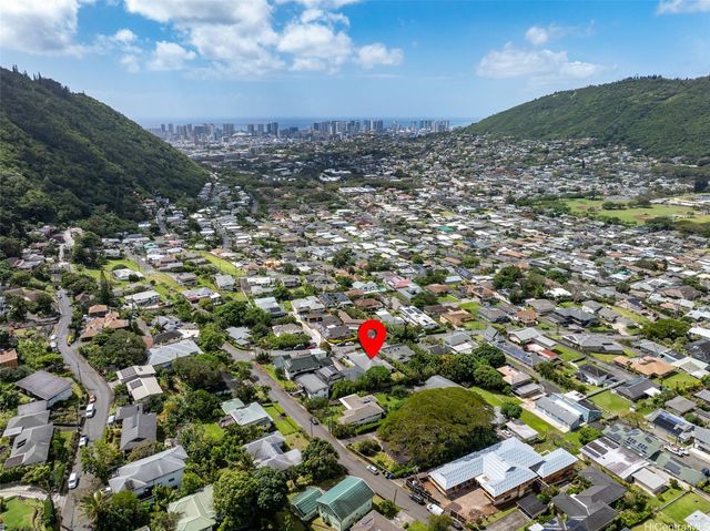 3086 Puhala Rise, Honolulu, HI 96822