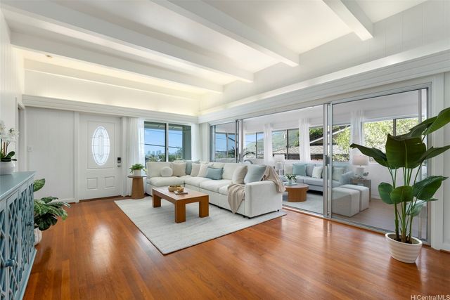 3086 Puhala Rise, Honolulu, HI 96822