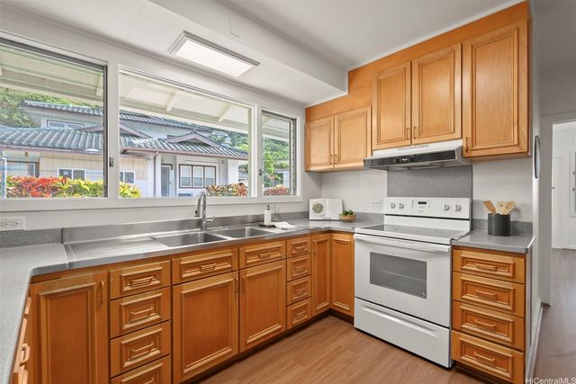 3086 Puhala Rise, Honolulu, HI 96822