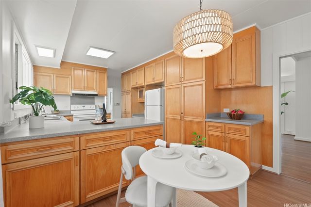 3086 Puhala Rise, Honolulu, HI 96822