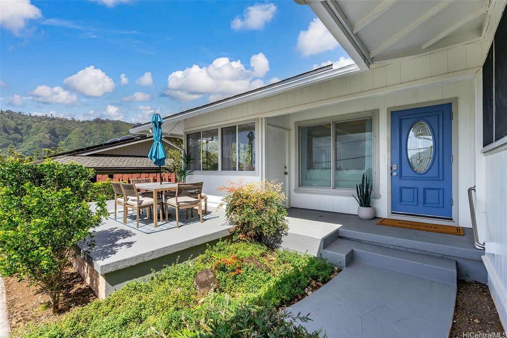 3086 Puhala Rise, Honolulu, HI 96822