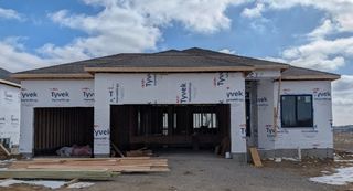 3064 Ridgeview Circle, Coralville, IA 52241