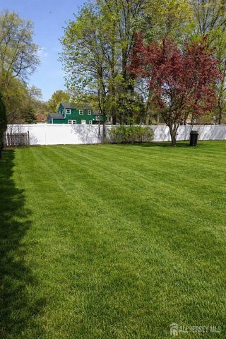 606 Willow Avenue, Piscataway, NJ 08854