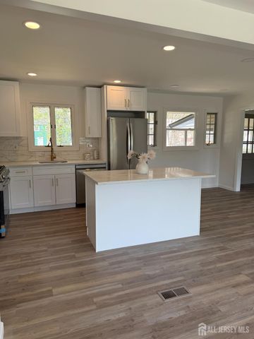 606 Willow Avenue, Piscataway, NJ 08854