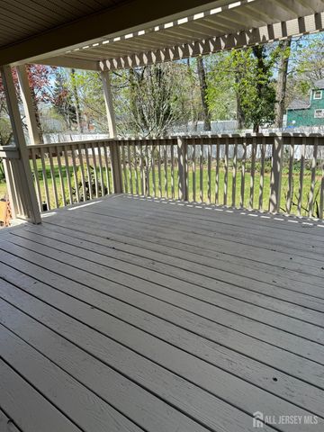 606 Willow Avenue, Piscataway, NJ 08854