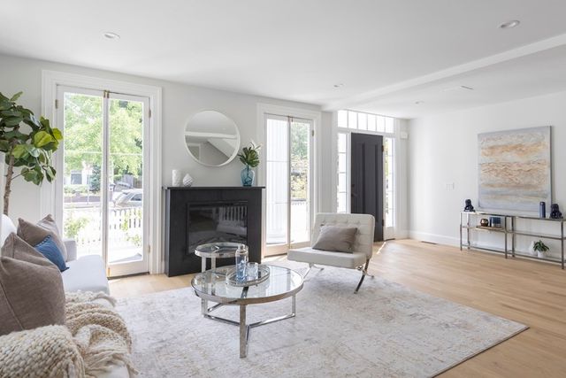 135 Western Ave 135, Cambridge, MA 02139