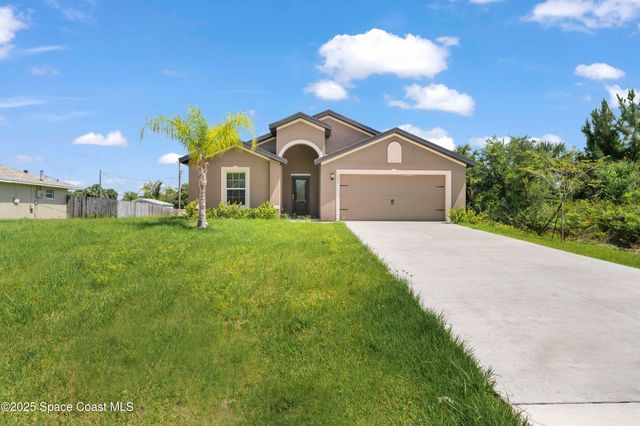 291 Gamewell Road SW, Palm Bay, FL 32908