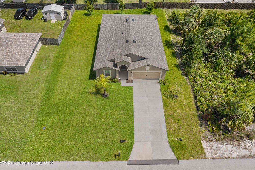 291 Gamewell Road SW, Palm Bay, FL 32908