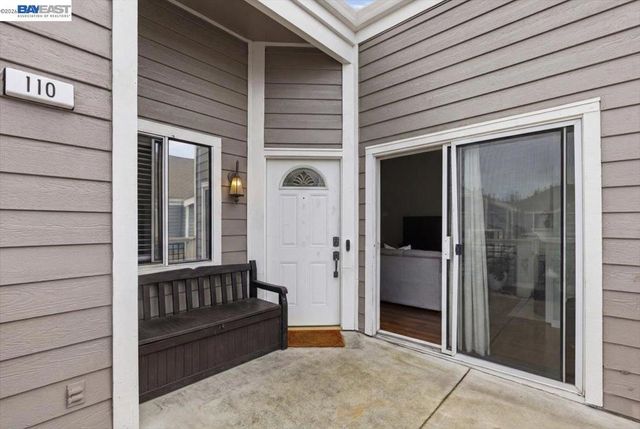 25525 25525 Southwick Dr 110, Hayward, CA 94544