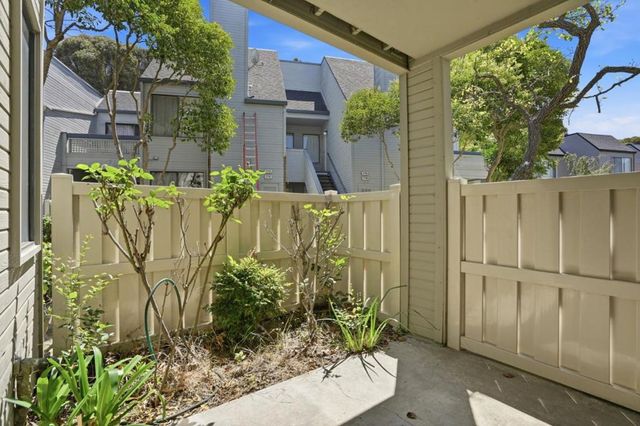 3778 Stoneglen N, Richmond, CA 94806