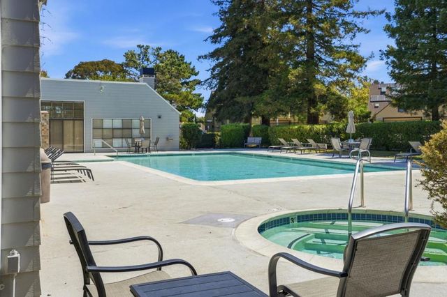 3778 Stoneglen N, Richmond, CA 94806