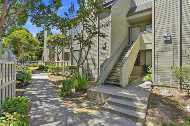3778 Stoneglen N, Richmond, CA 94806