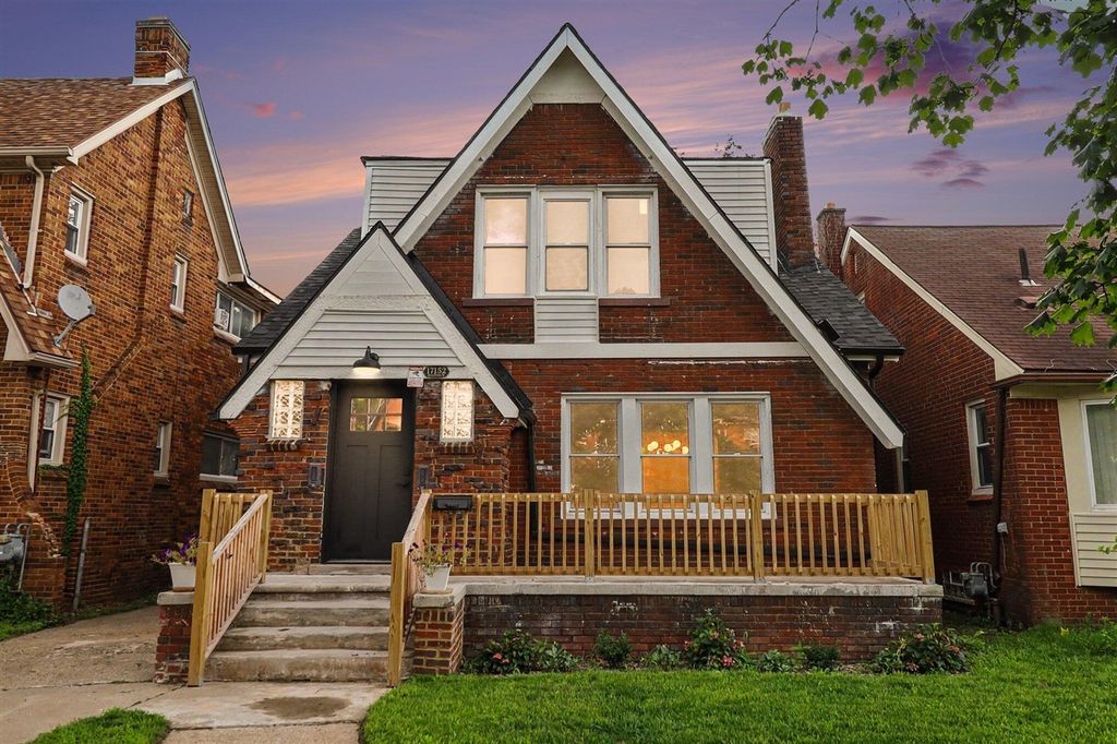 17152 Roselawn Street, Detroit, MI 48221