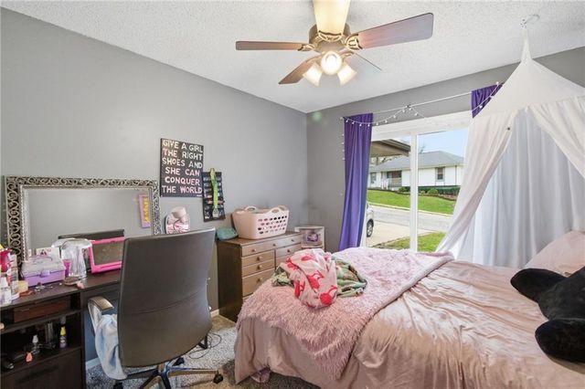 4121 NW Delwood Drive, Blue Springs, MO 64015