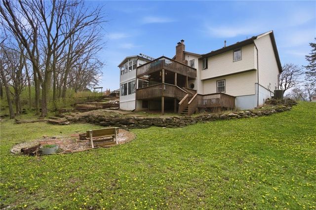 4121 NW Delwood Drive, Blue Springs, MO 64015