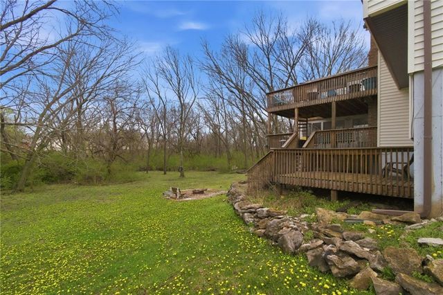 4121 NW Delwood Drive, Blue Springs, MO 64015