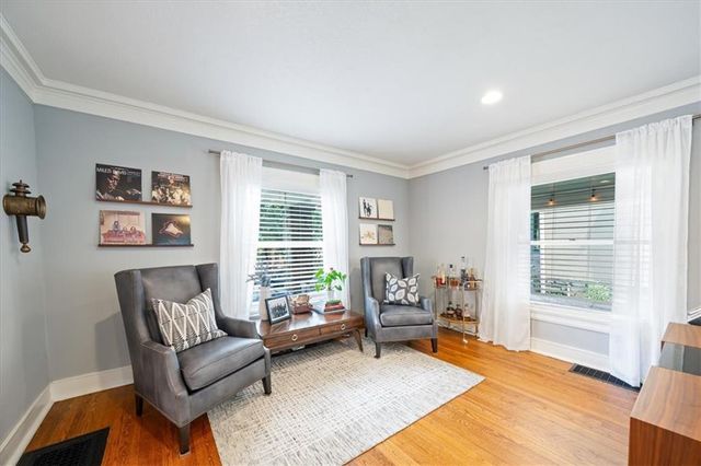 11 E Concord Avenue, Kansas City, MO 64112