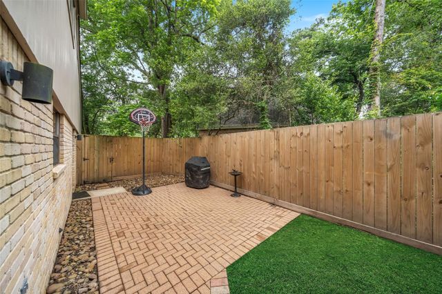 3402 Wildwood Ridge Court, Houston, TX 77339