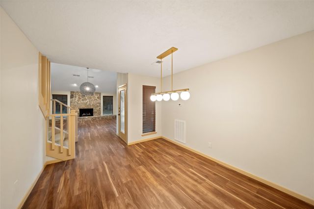 3402 Wildwood Ridge Court, Houston, TX 77339
