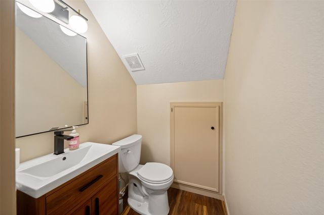3402 Wildwood Ridge Court, Houston, TX 77339