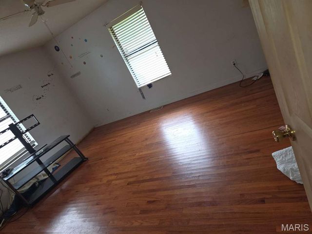 8466 South Drive, Festus, MO 63028