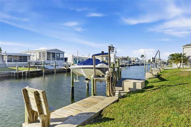 1207 31ST AVENUE W, Palmetto, FL 34221