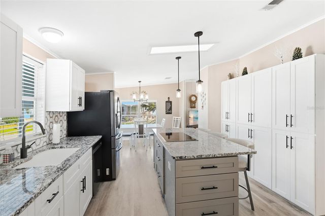 1207 31ST AVENUE W, Palmetto, FL 34221