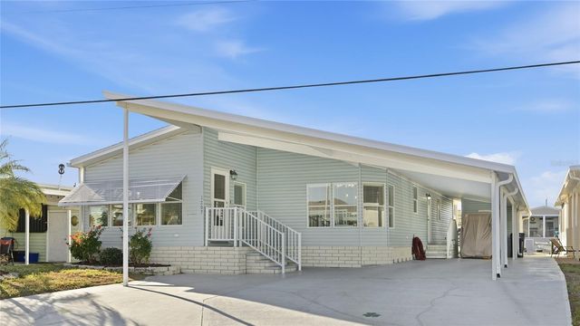 1207 31ST AVENUE W, Palmetto, FL 34221