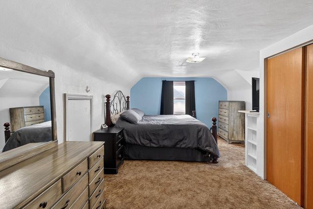 2108 N RICHMOND STREET, Appleton, WI 54911