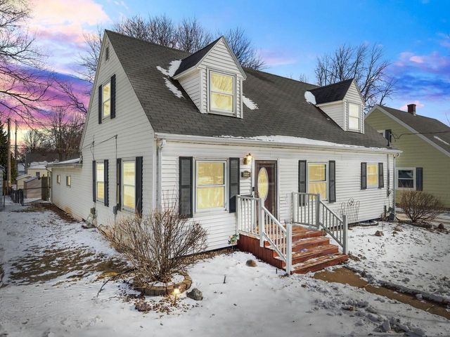 2108 N RICHMOND STREET, Appleton, WI 54911