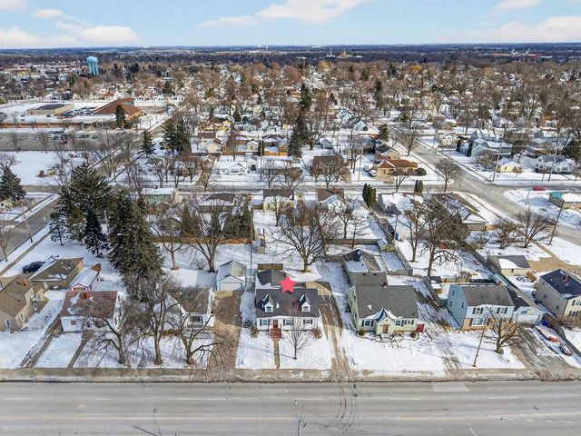 2108 N RICHMOND STREET, Appleton, WI 54911