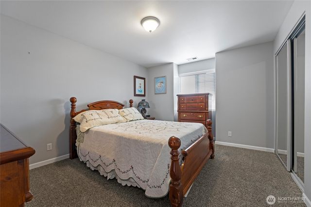 1032 Edgewater Lane, Moses Lake, WA 98837