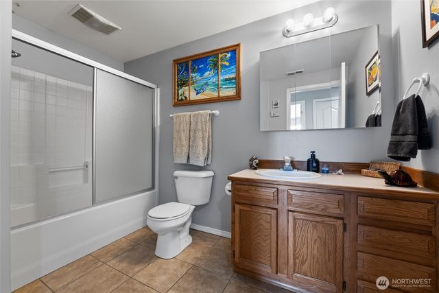 1032 Edgewater Lane, Moses Lake, WA 98837