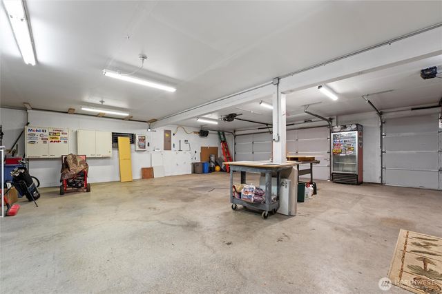 1032 Edgewater Lane, Moses Lake, WA 98837